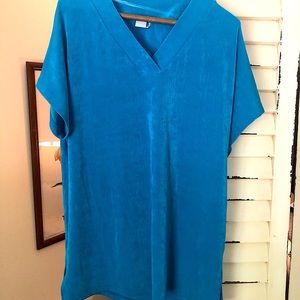 Chicos Travelers Top blue green. Size 2